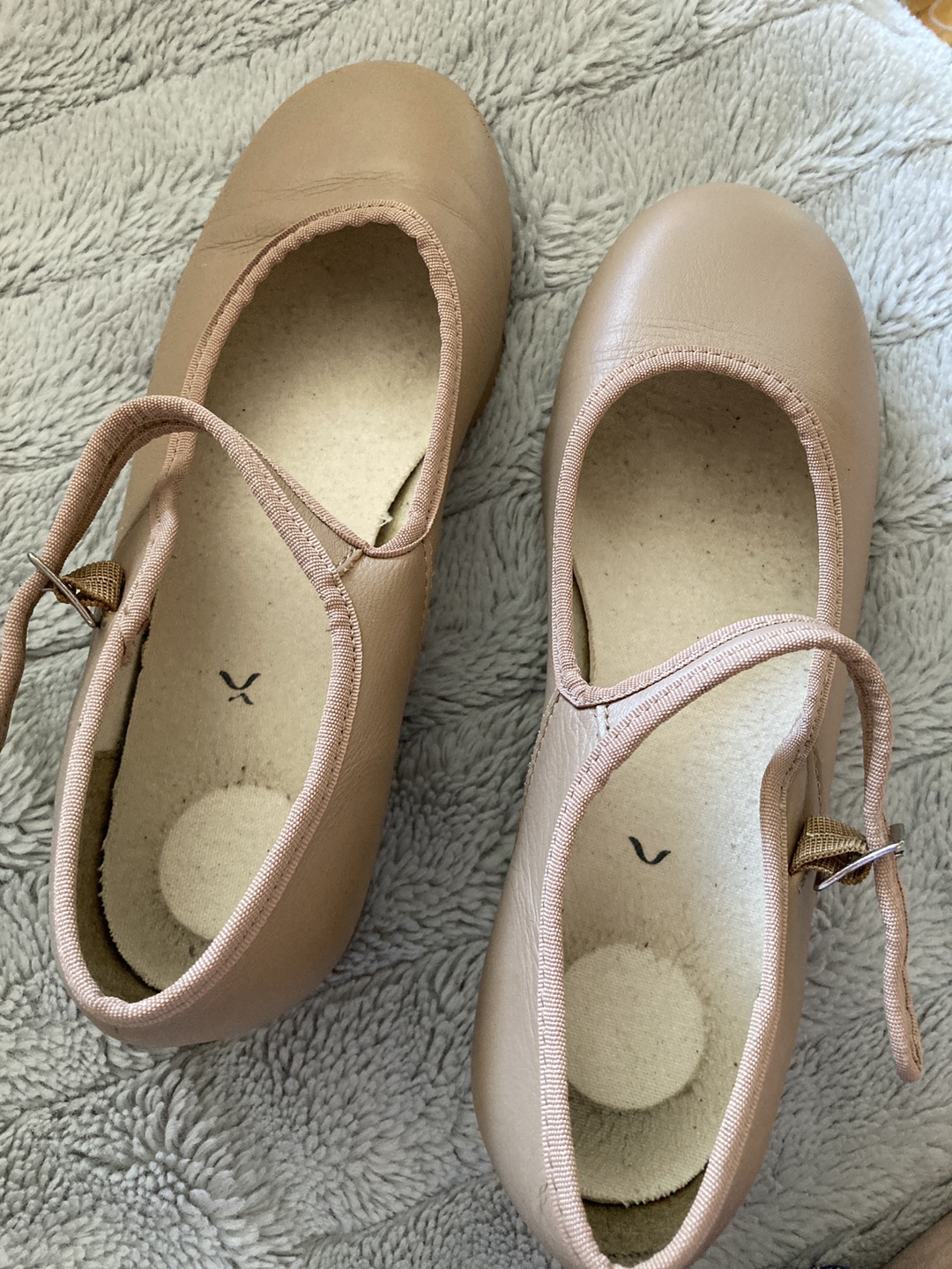 Capezio tap shoes size 6.5 like new
