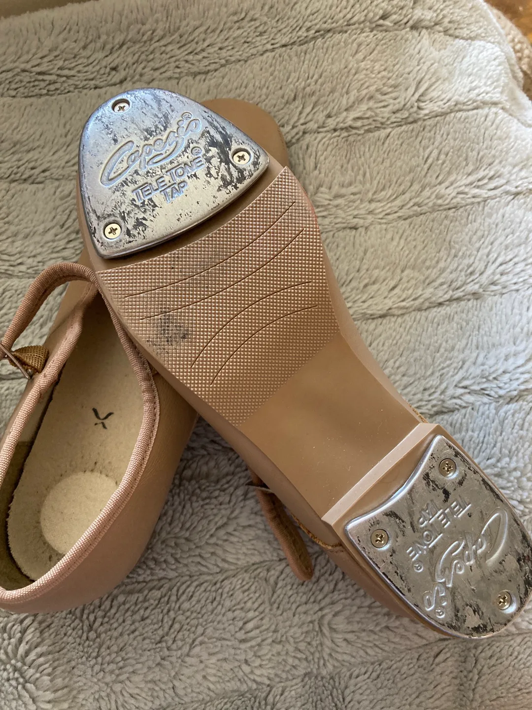 Capezio tap shoes size 6.5 like new image indicator(2)