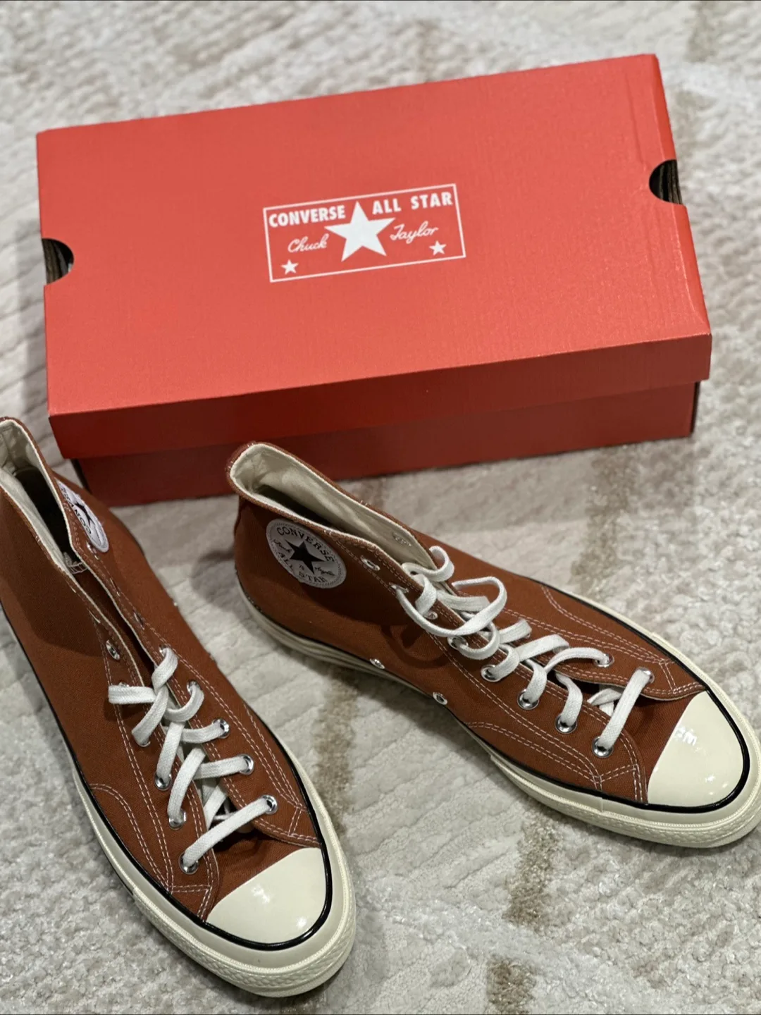 CONVERSE CHUCK 70 HI *BRAND NEW IN BOX* image indicator(4)