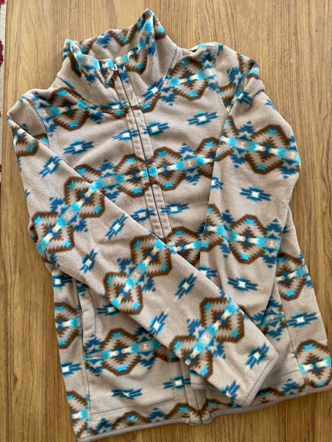 Uniqlo Patterned Fleece Jacket thumbnail