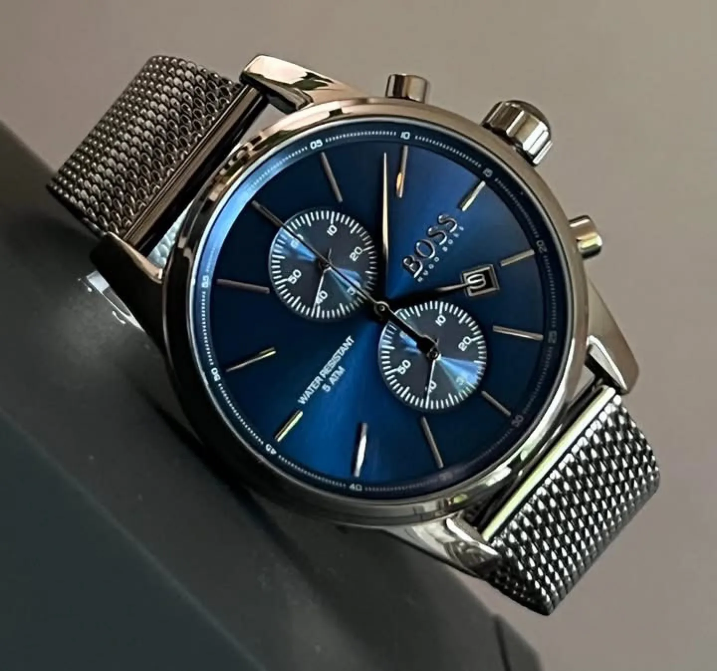 FOR SALE ✨  Hugo Boss Men’s Mesh Bracelet Chronograph Watch thumbnail