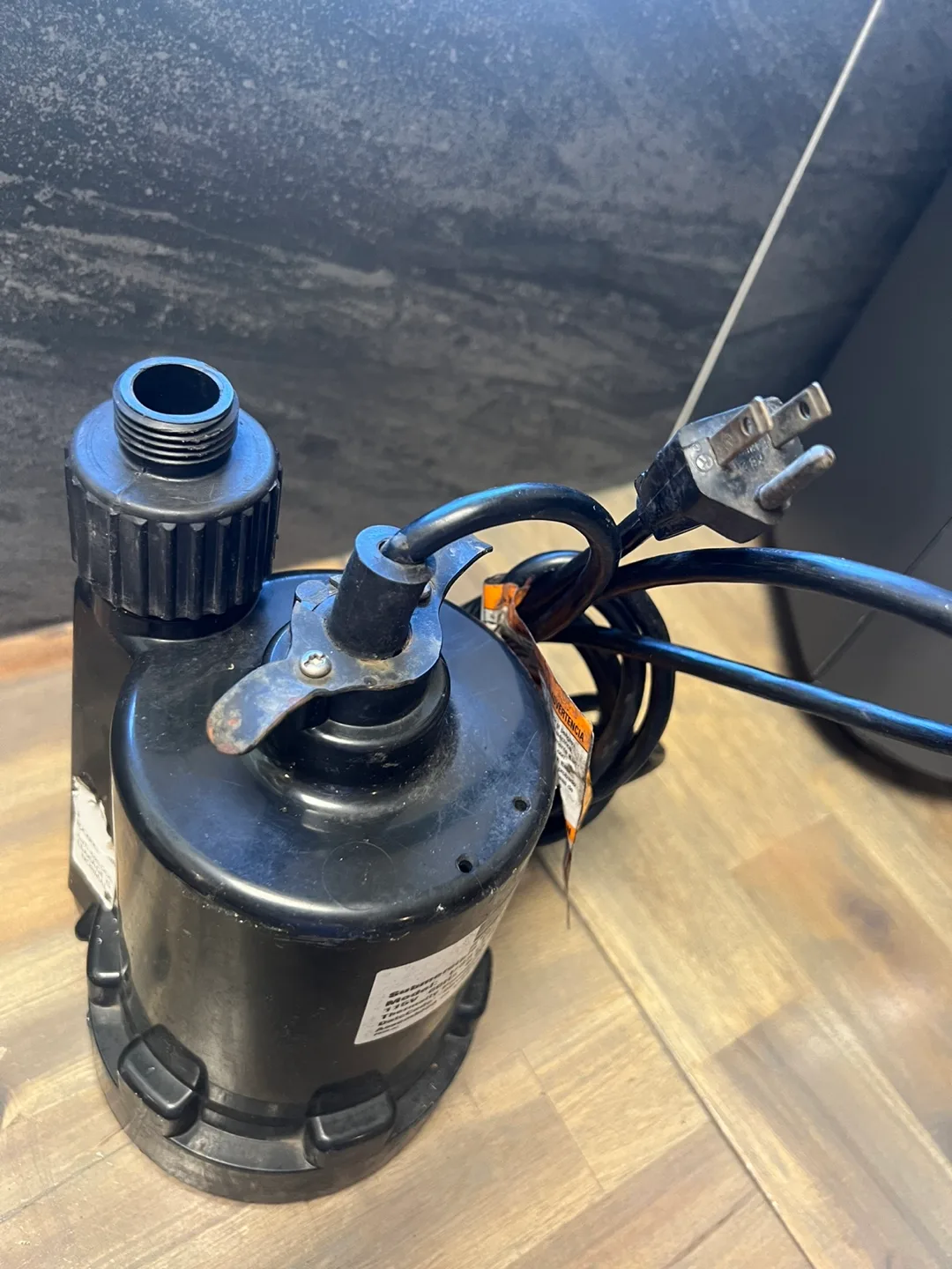 Submersible Utility Sump Pump image indicator(3)