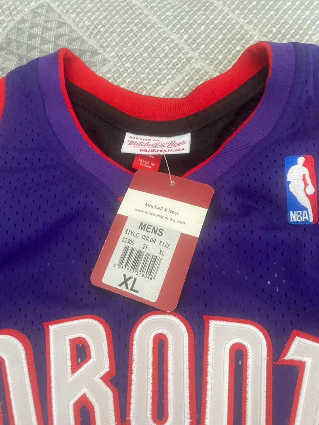 Mitchell & Ness Raptors Vince Carter Jersey - XL image indicator(2)
