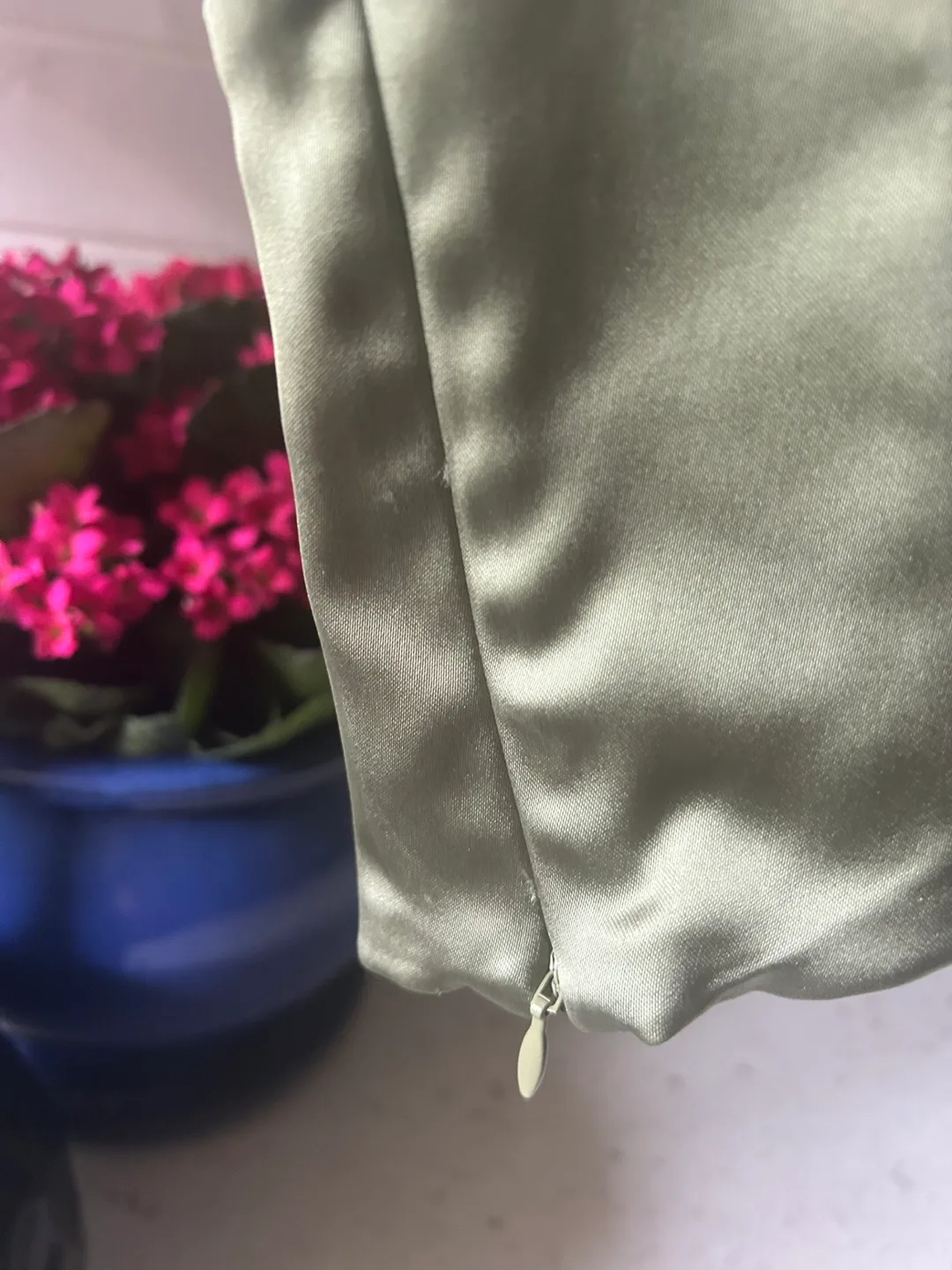 Wilfred Olive Green Cropped Tank - Size M image indicator(4)