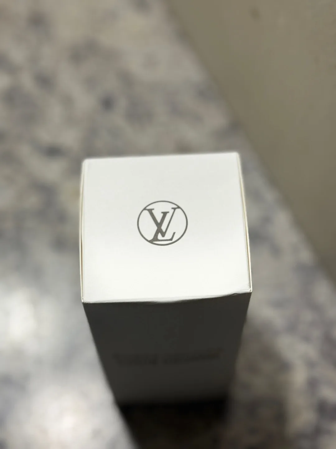 Louis Vuitton Ombre Nomade Eau de Parfum image indicator(5)