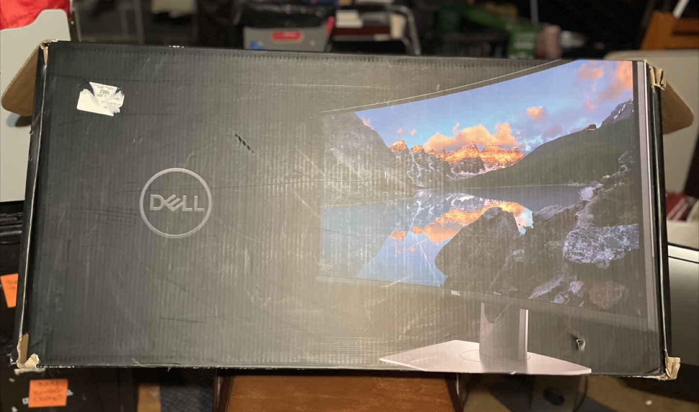 Dell Ultrasharp 34” Curved Monitor - photo 3