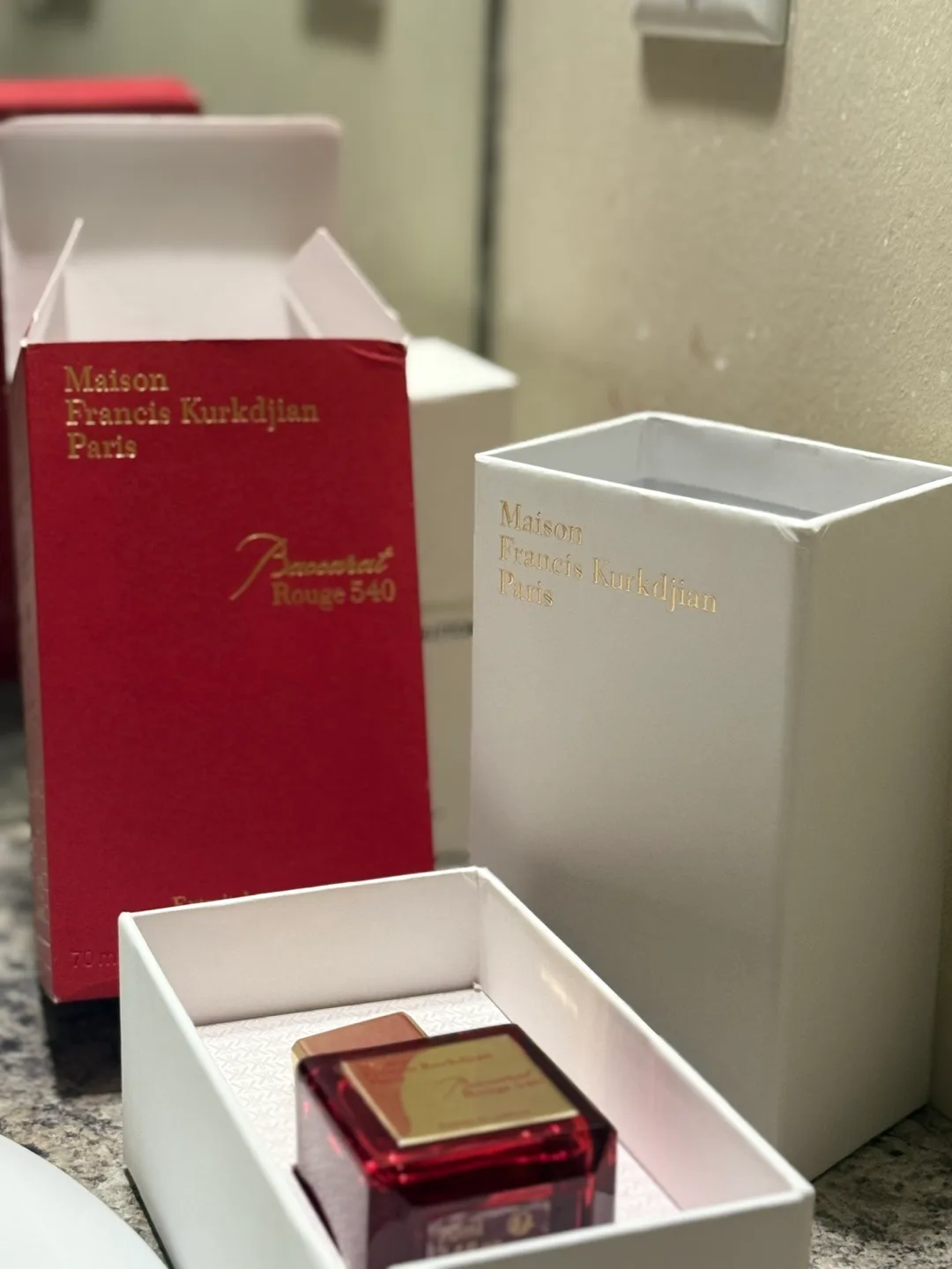 Maison Francis Kurkdjian Baccarat Rouge 540 image indicator(8)