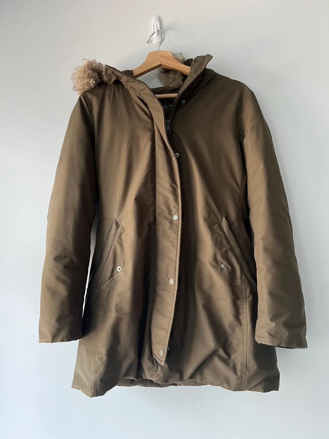 🥕Uniqlo Olive Green Coat - Size M thumbnail