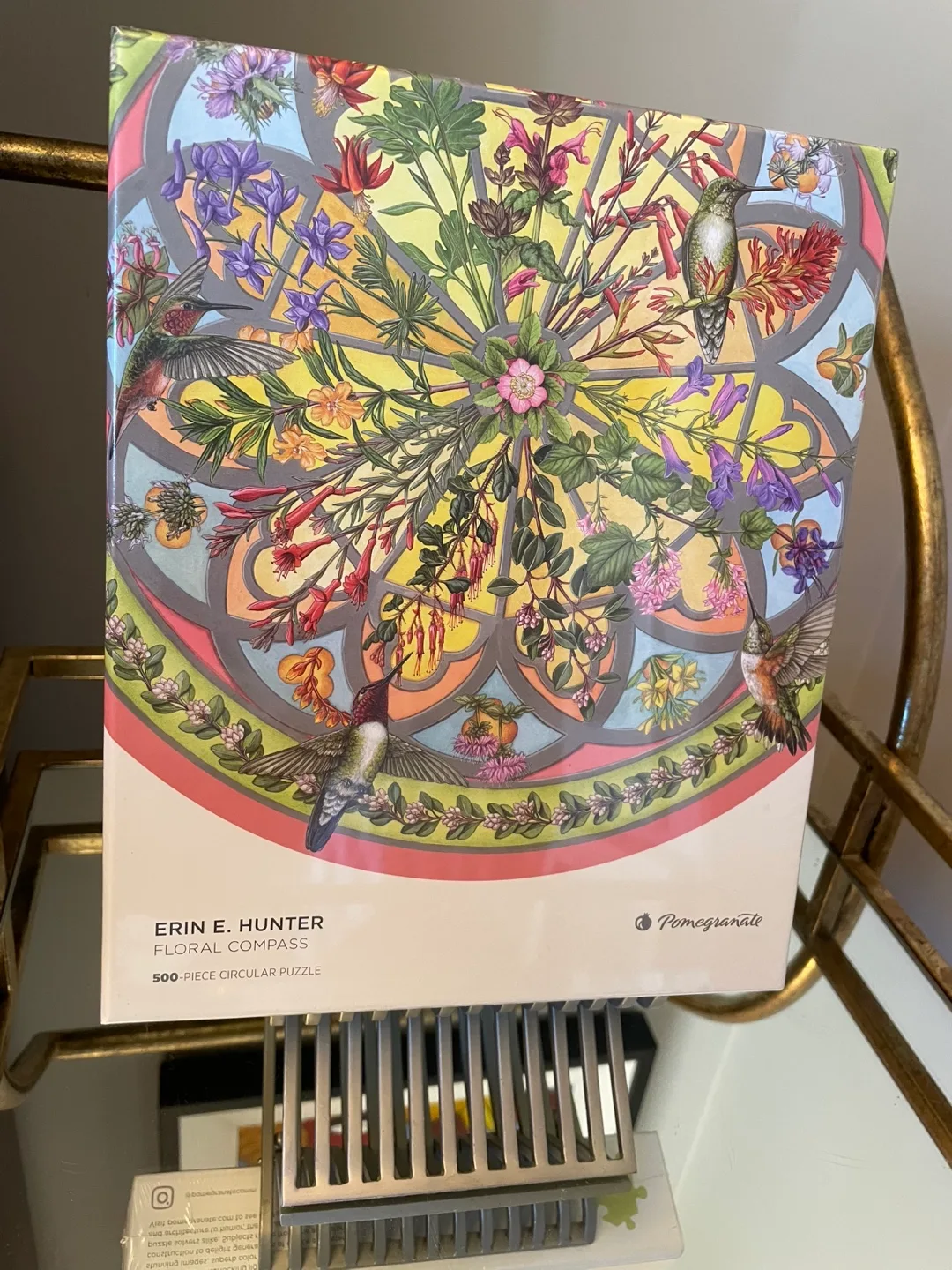 Pomegranate Round  Floral Compass Puzzle NEW thumbnail
