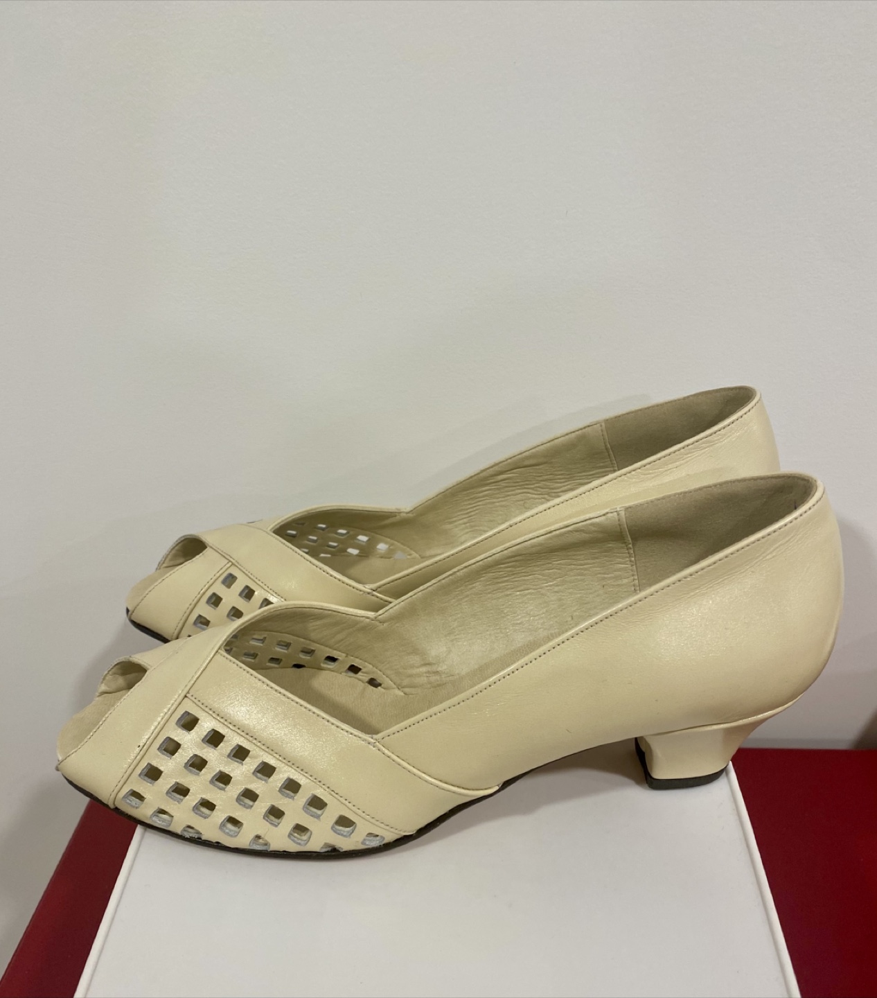 Vintage Airstep Women’s Heels - photo 2
