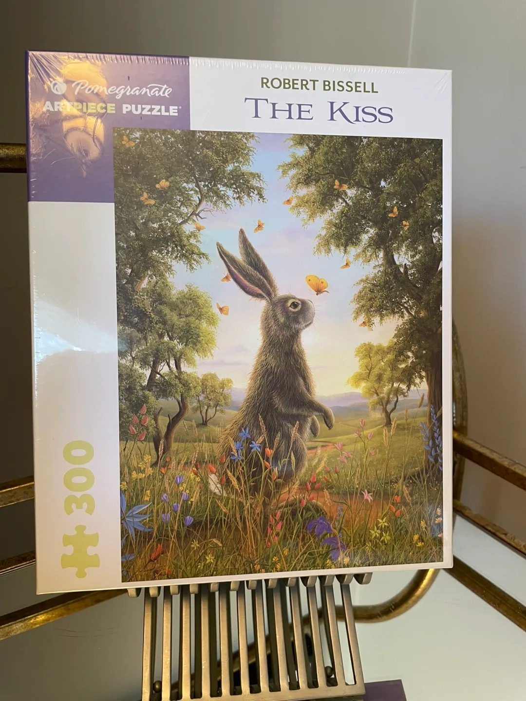 Pomegranate "The Kiss" 300 Piece Puzzle - NEW thumbnail