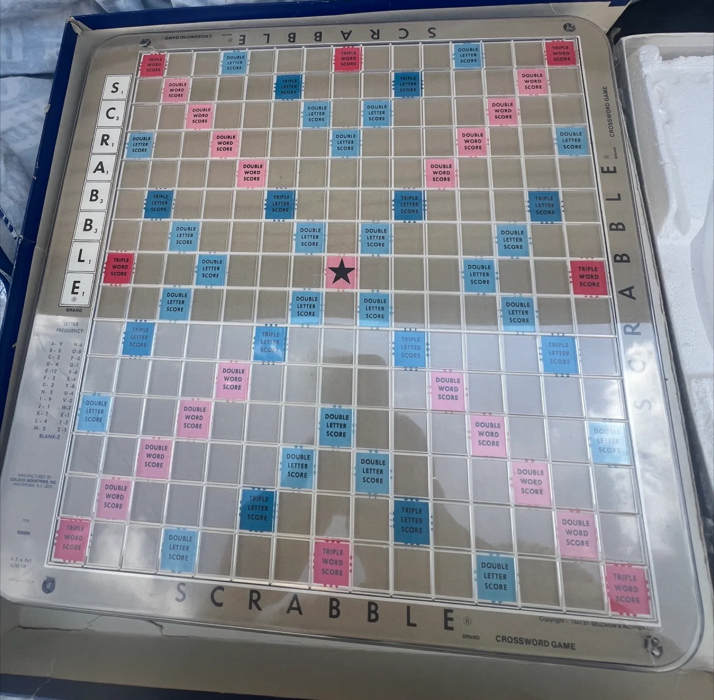 Scrabble Crossword Game Deluxe Edition Vintage image indicator(2)