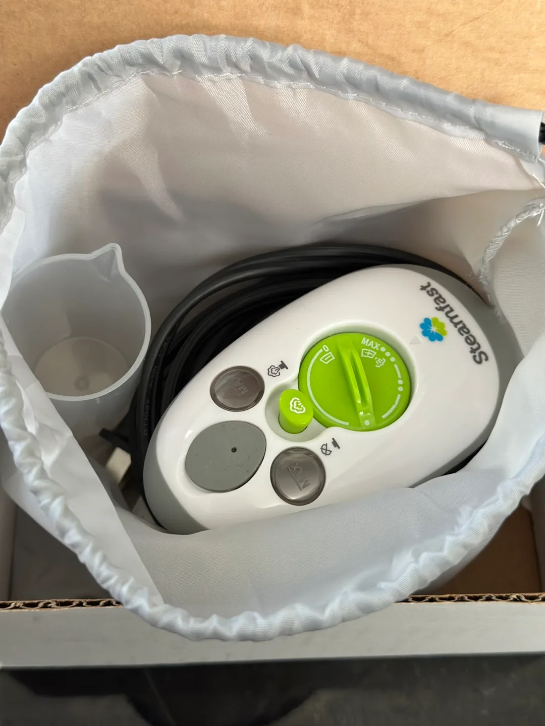 Steamfast Mini Travel Iron image indicator(5)