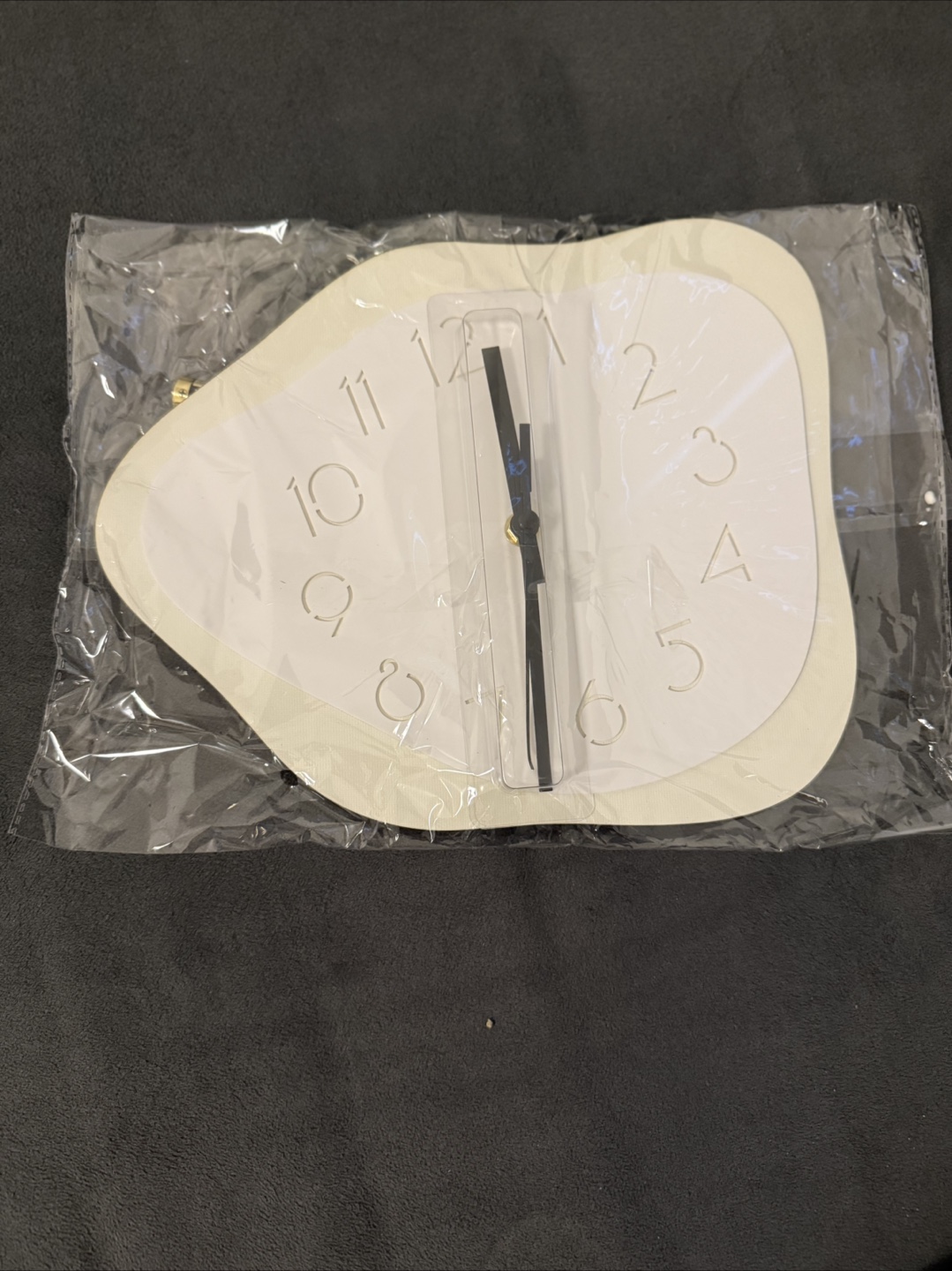 Mininalistic Wall Clock