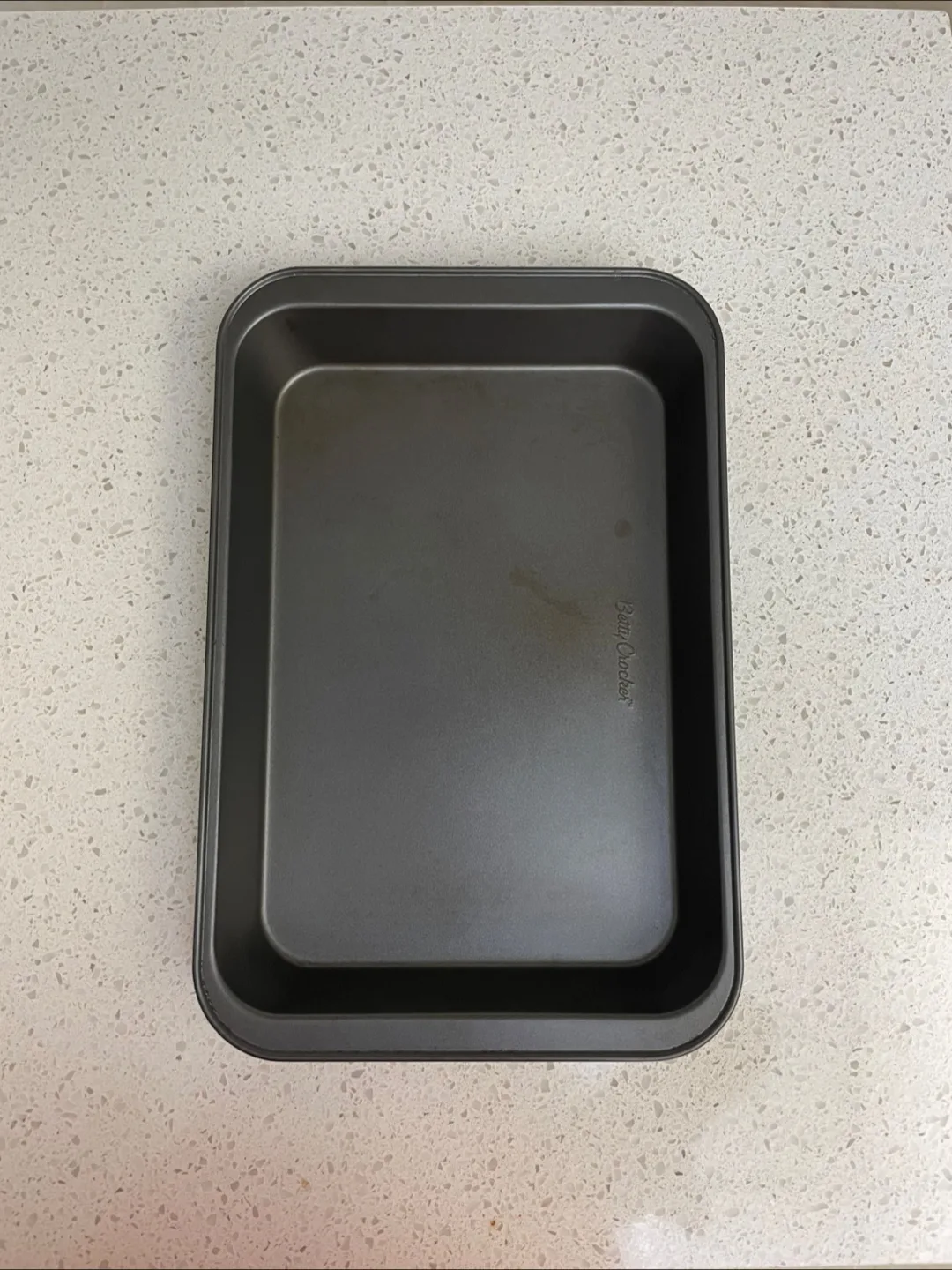 Moving Sale -  Baking Pan thumbnail