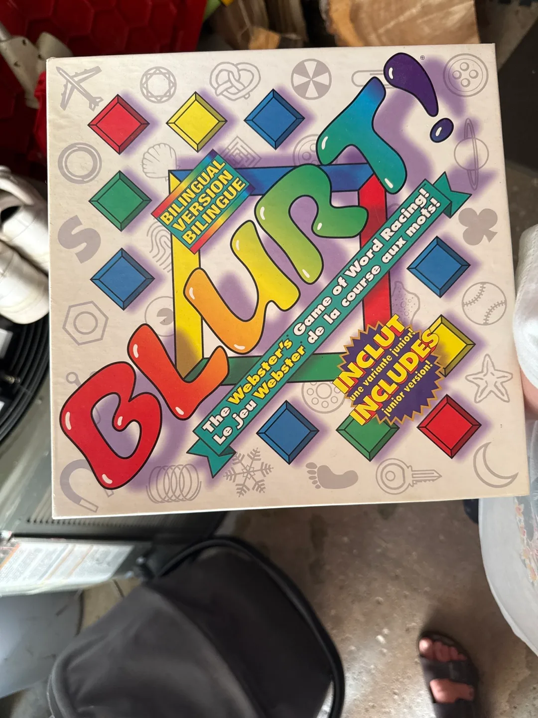 Blurt! Bilingual Version Board Game
