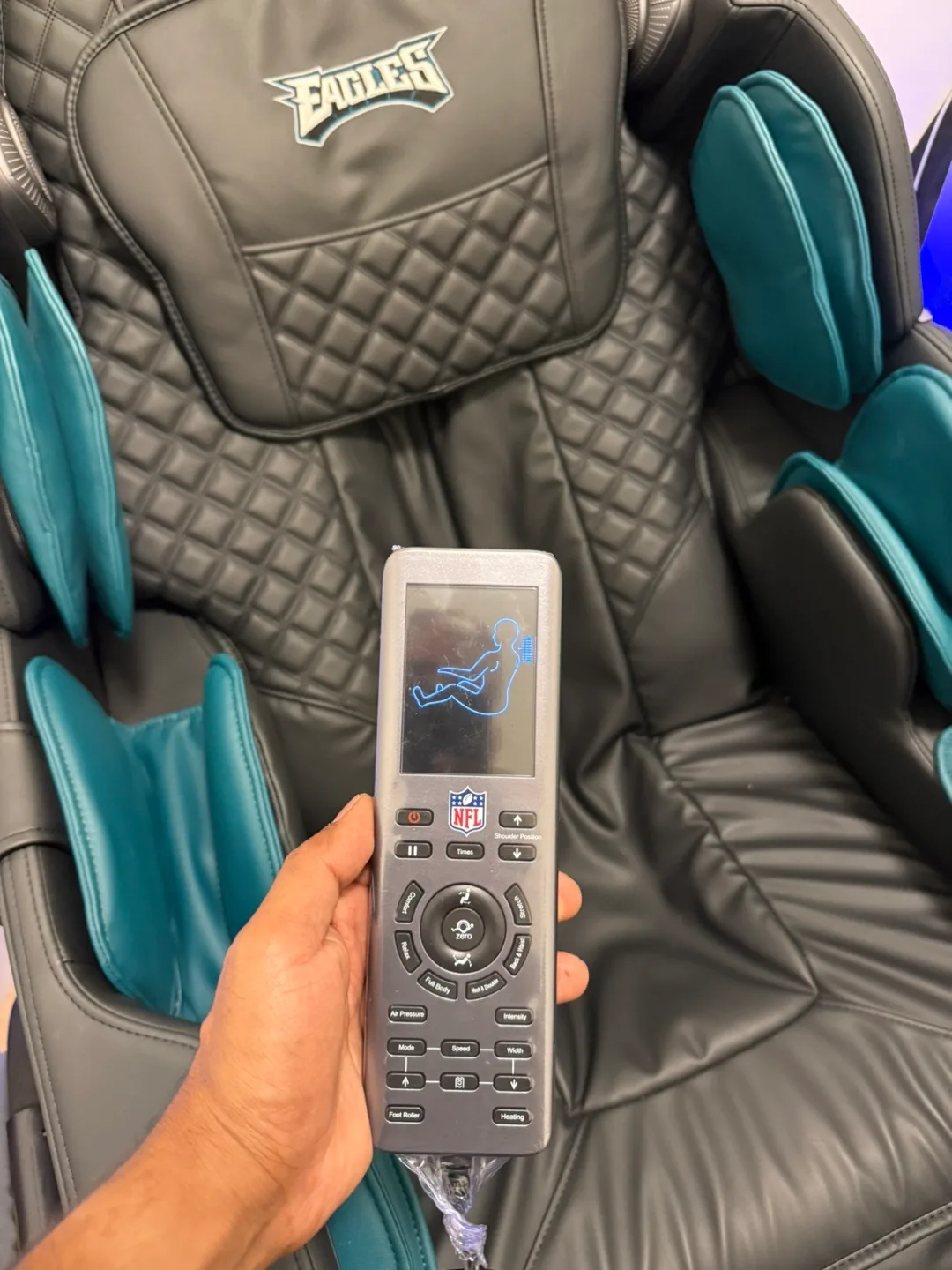 3d massage chair  with warranty image indicator(4)