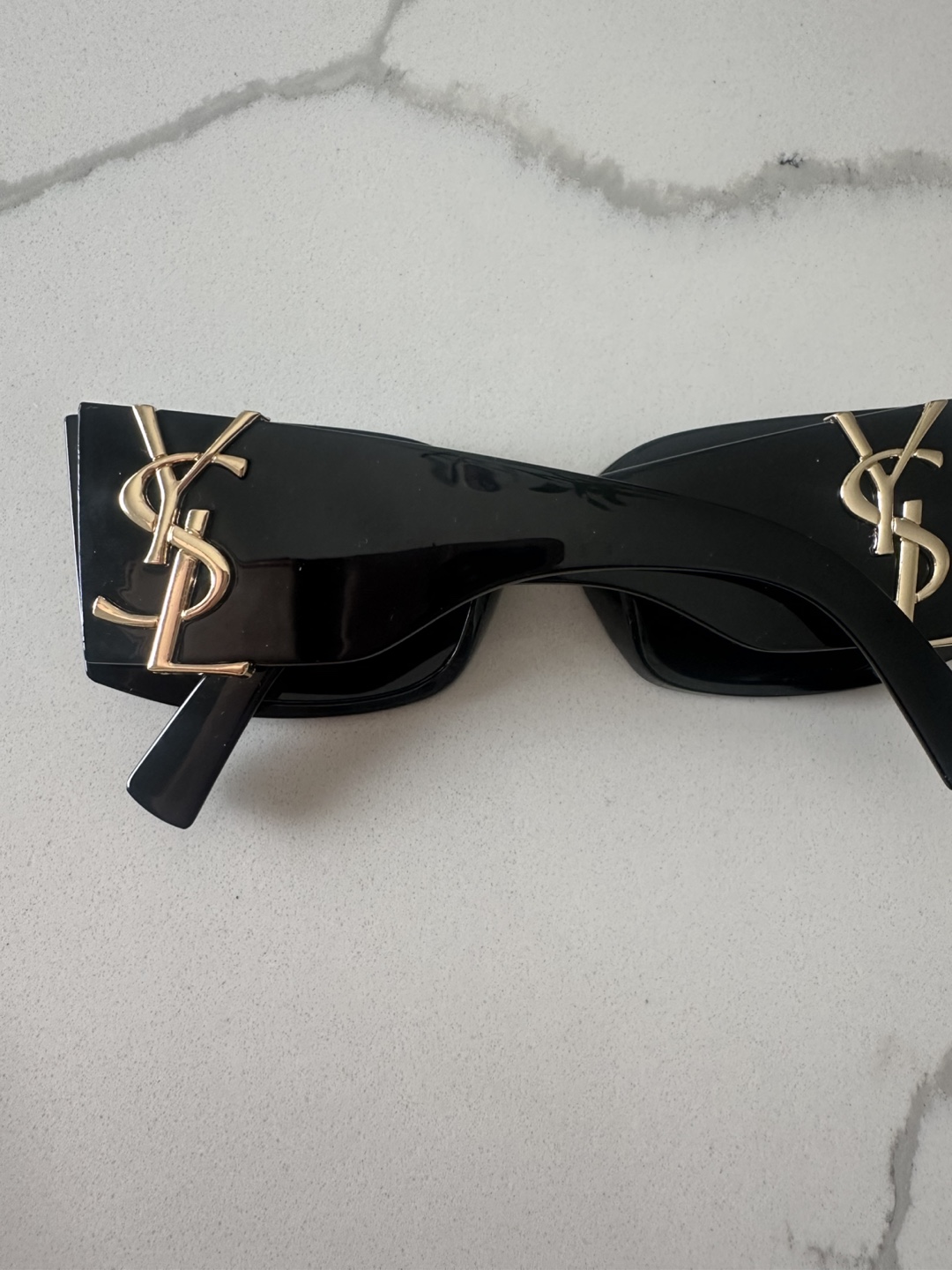 Black Sunglasses - photo 5