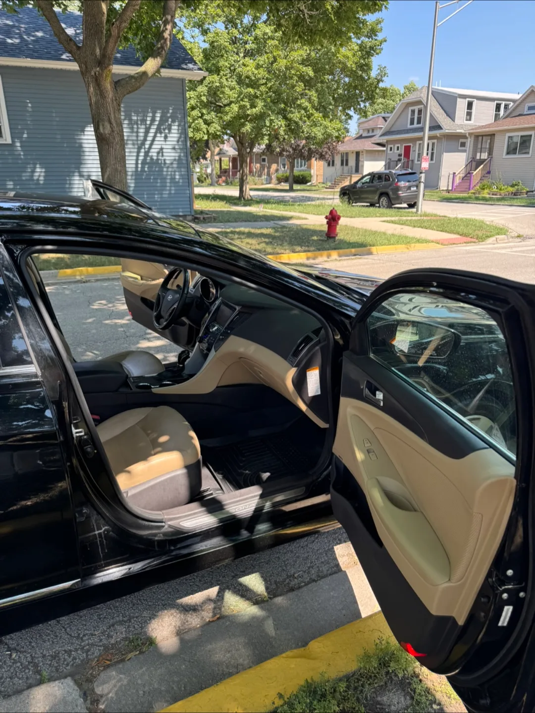 2012 Hyundai Sonata · Hybrid Limited Sedan 4D image indicator(7)