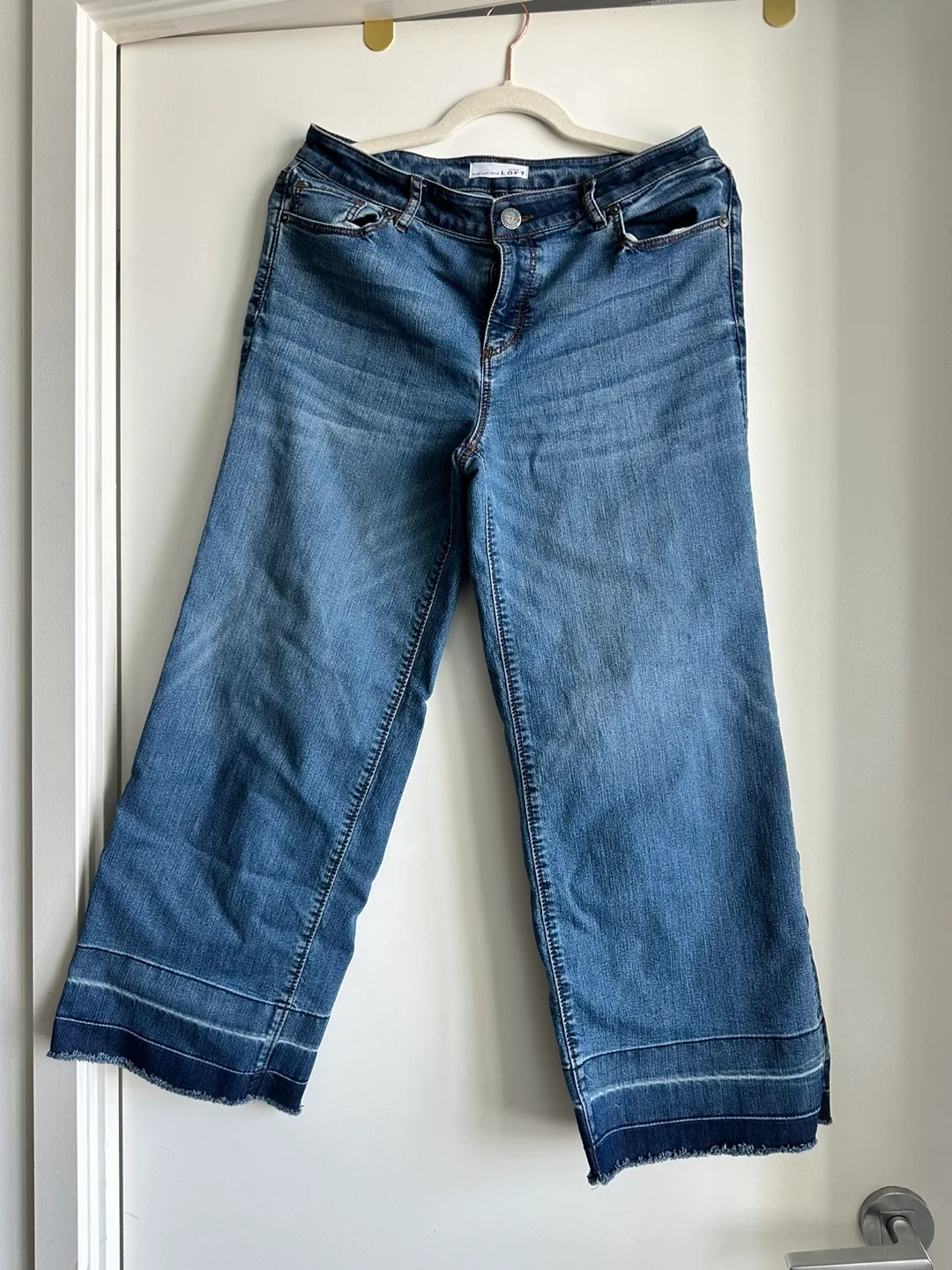 LOFT Denim Wide Leg Cropped Jeans Size M-L thumbnail