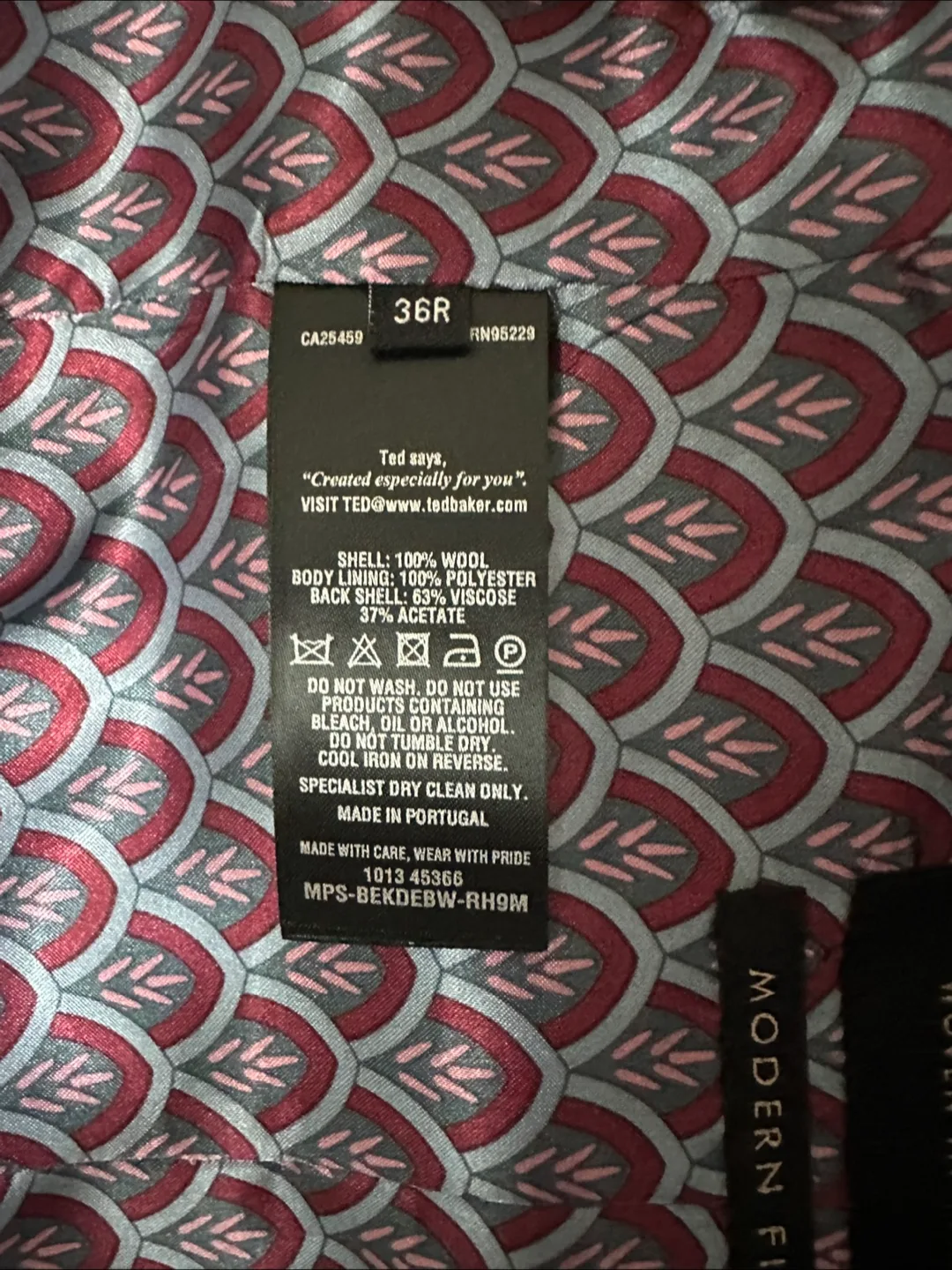 BRAND NEW Ted Baker Wool Waistcoat Vest - Size 36R image indicator(5)