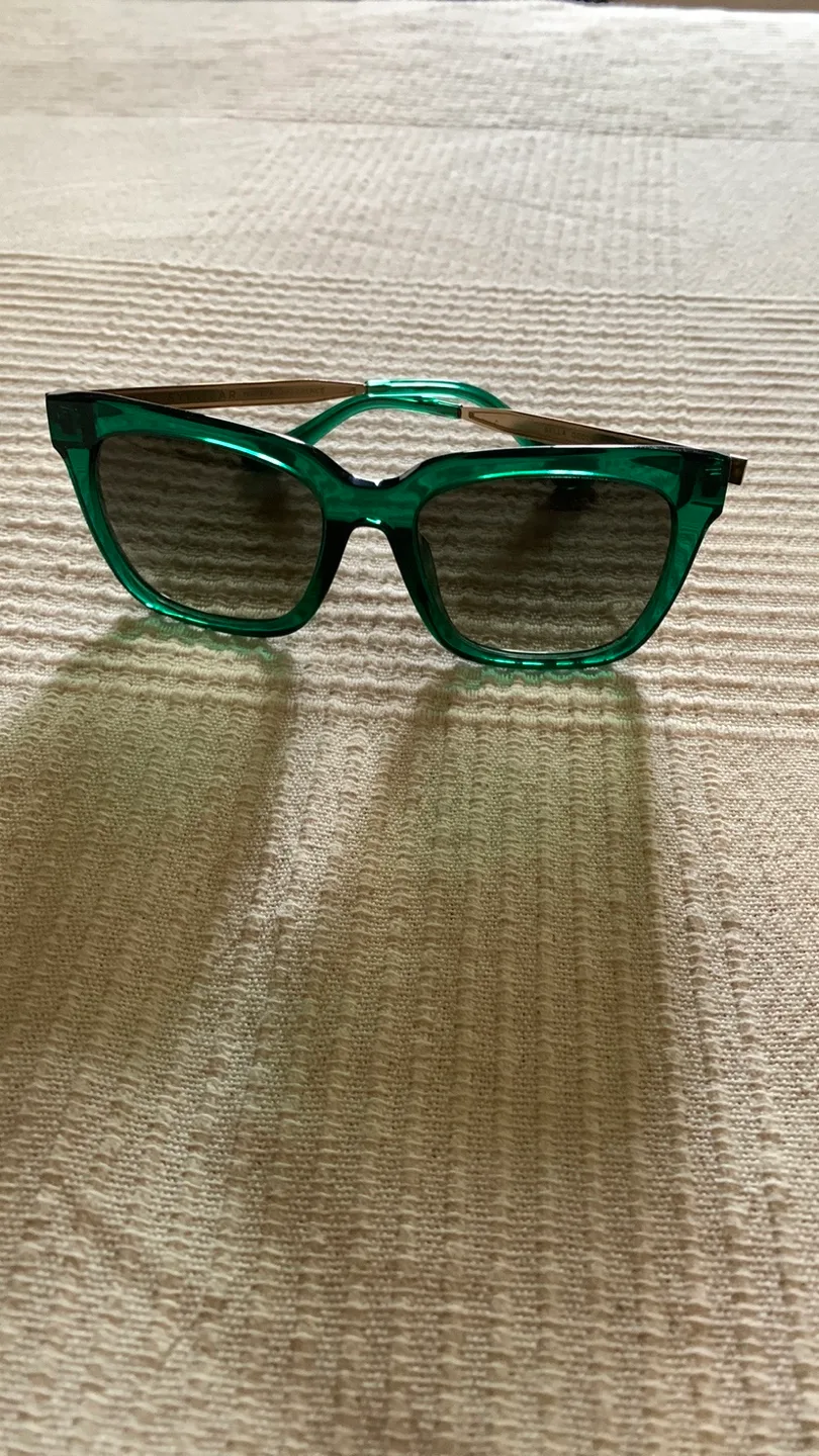 DIFF Bella Eyewear Green Sunglasses thumbnail