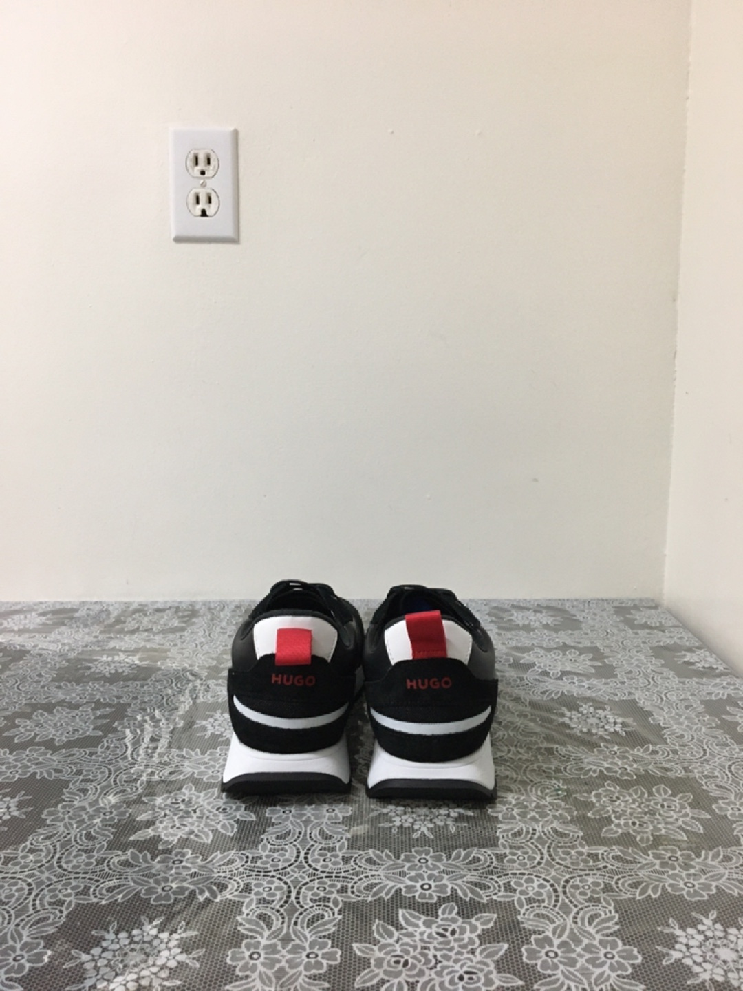 Hugo Black & White Sneakers - photo 3