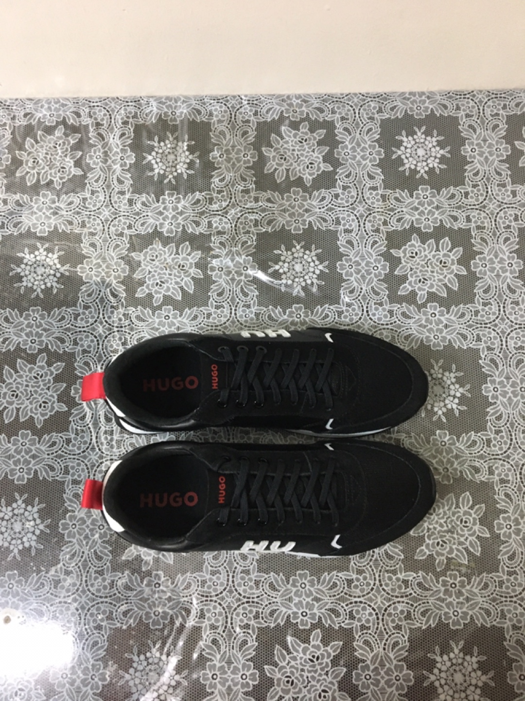 Hugo Black & White Sneakers - photo 4