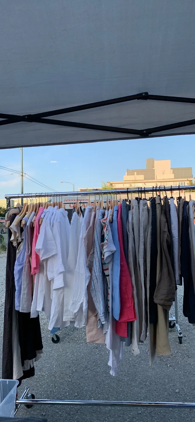 Big linen clothing sale image indicator(4)