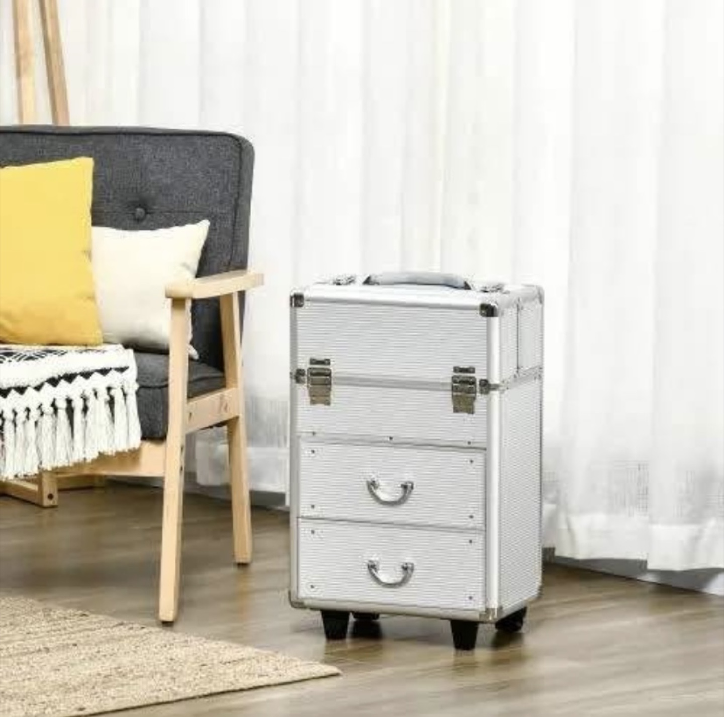 Silver Rolling Makeup Train Case