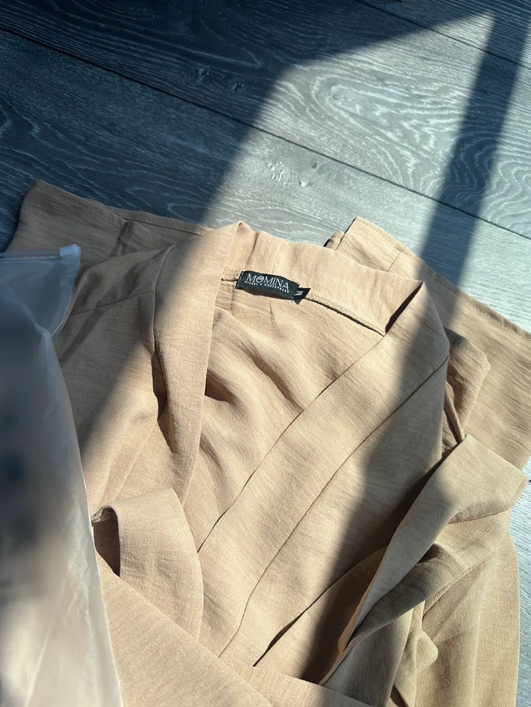 NEW Momina Amani Textured Abaya Outer image indicator(9)