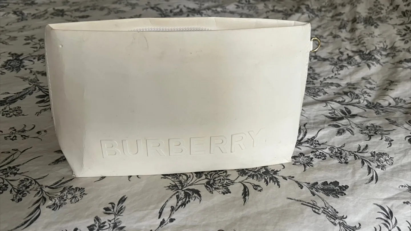 Burberry Cosmetic Pouch - Off White image indicator(3)