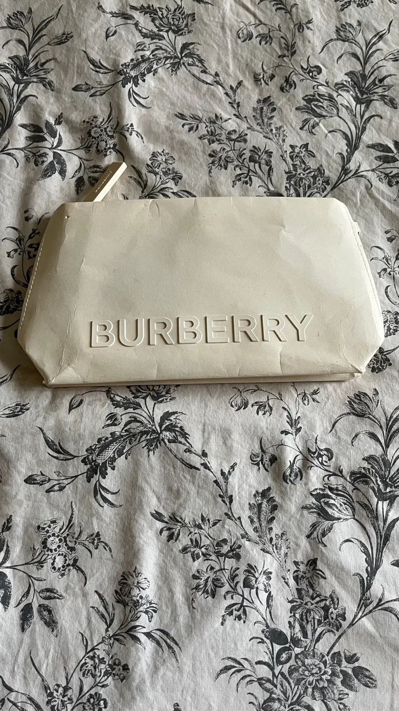 Burberry Cosmetic Pouch - Off White thumbnail