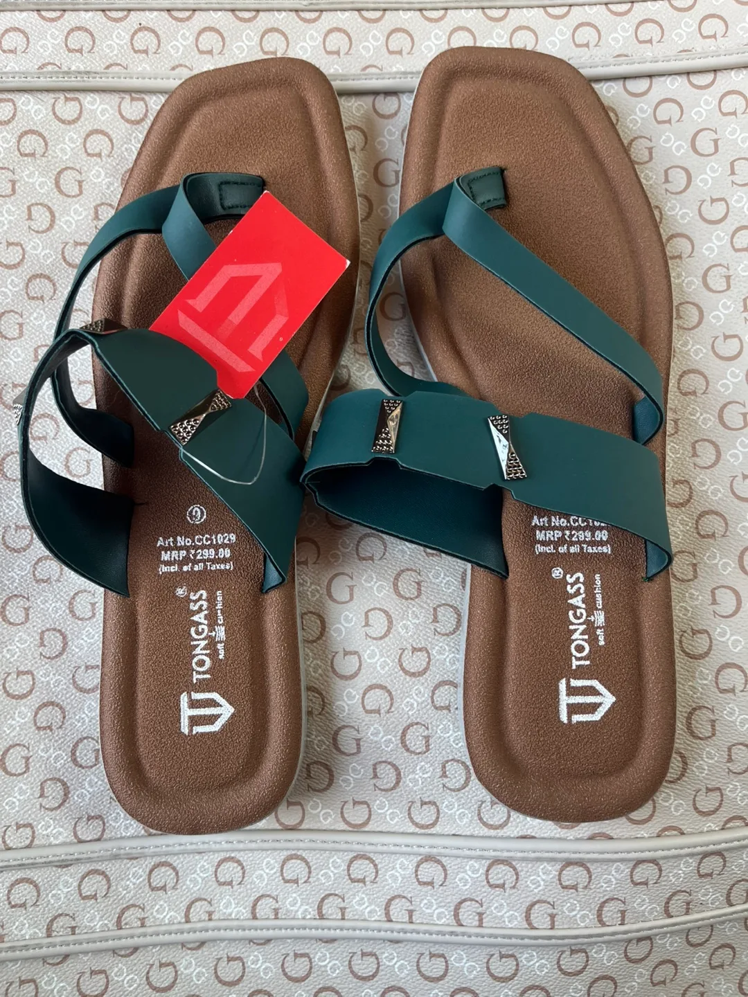 Tongass Green Sandals - Size 9 thumbnail