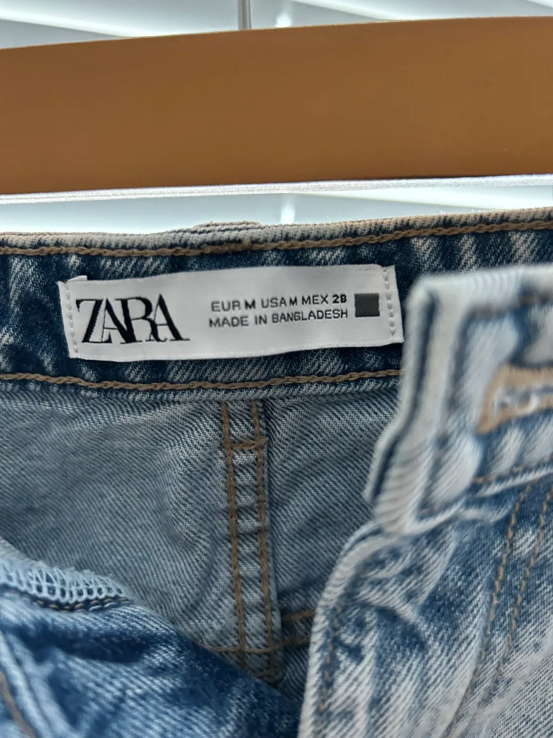 Zara Denim Skirt - Size M image indicator(2)