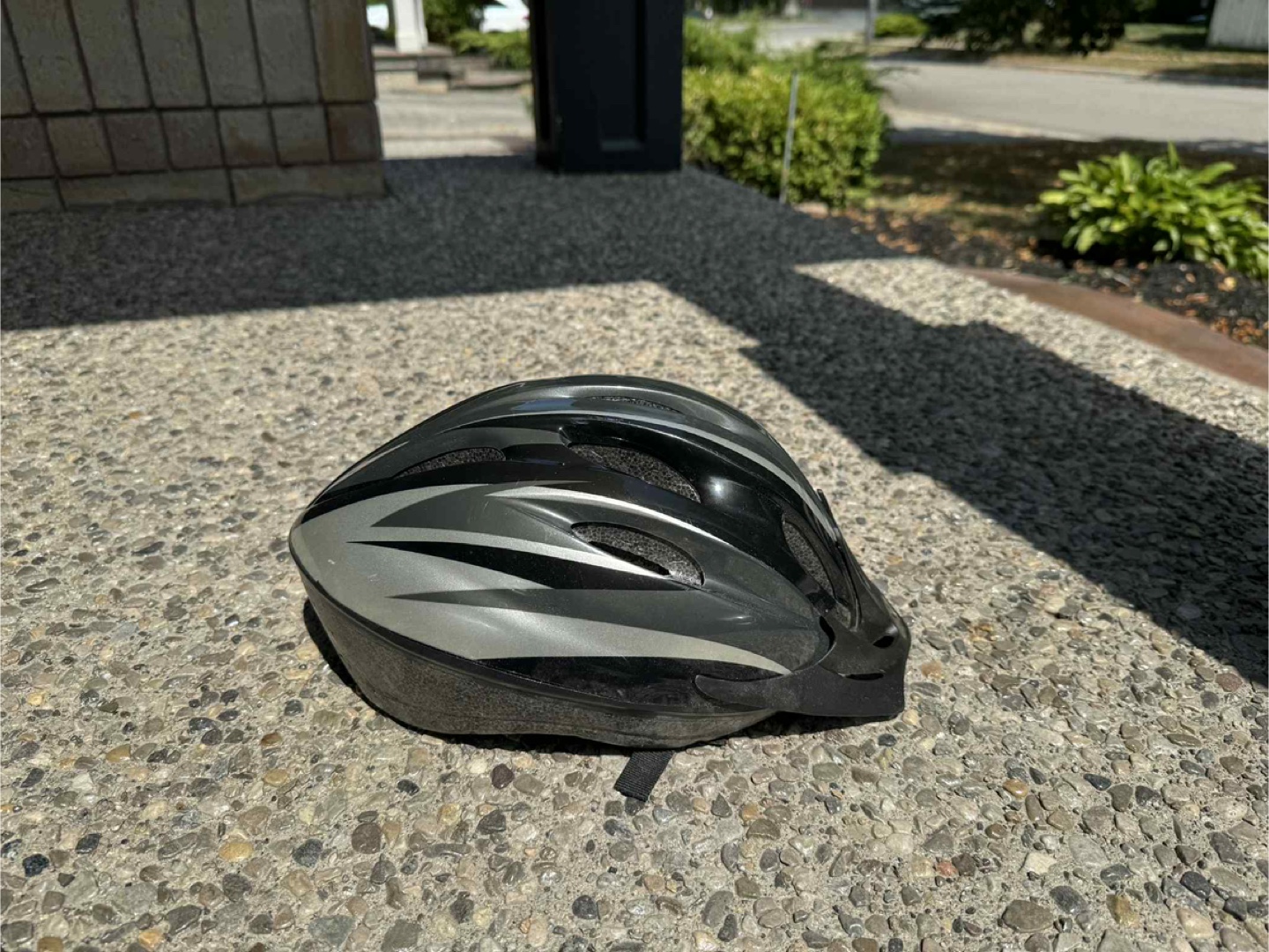 Bike Helmets: Bell, Next - Purple, Silver, Black - photo 3