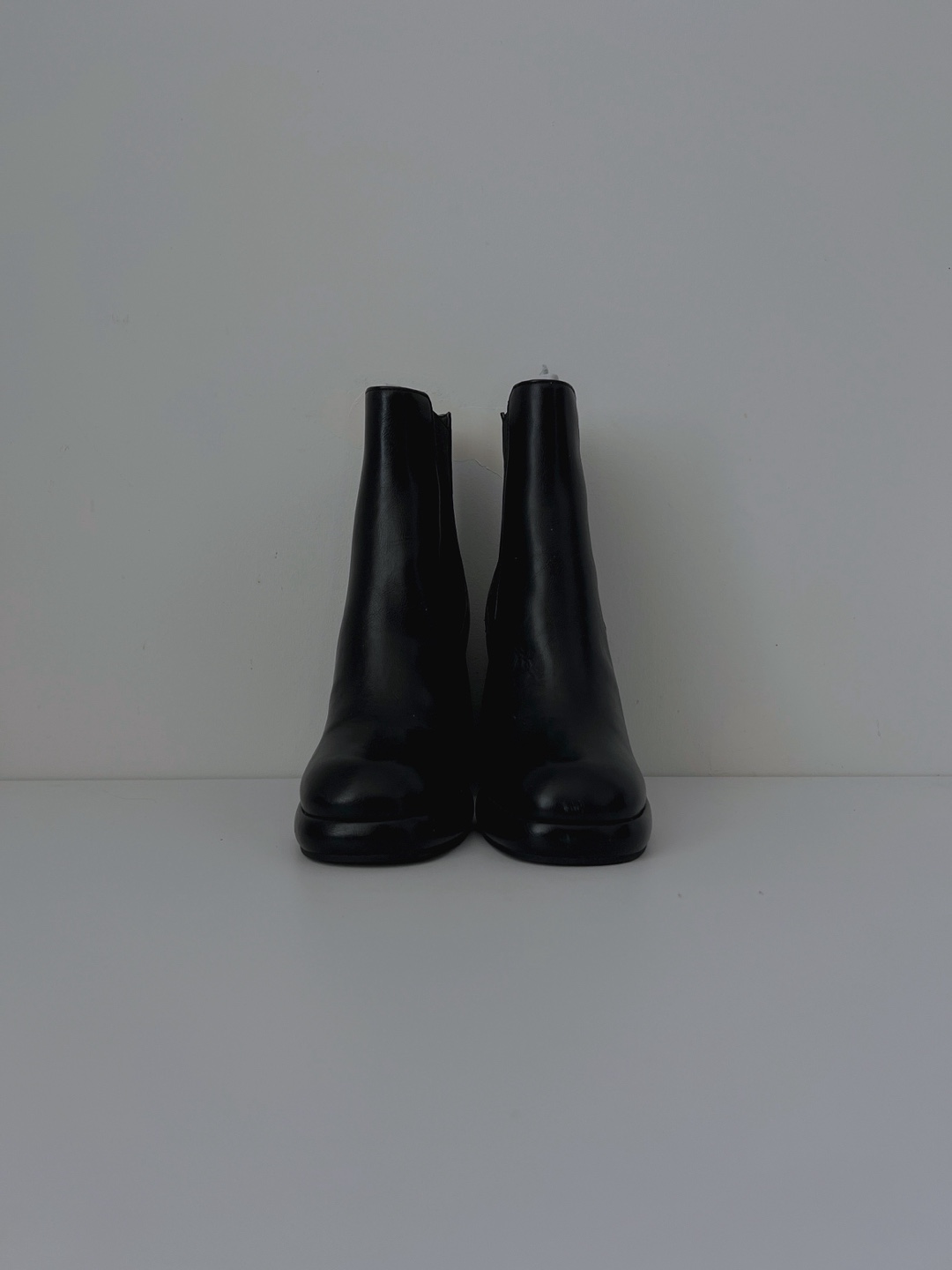 Call it Spring - Black Heeled Chelsea Boots (Size 6) - photo 2