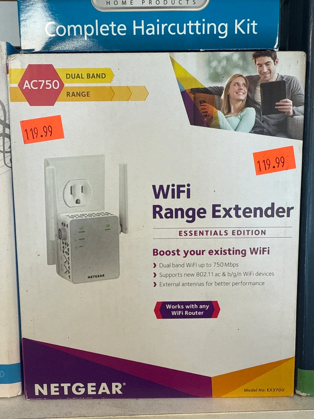 NETGEAR WiFi Range Extender EX3700 thumbnail