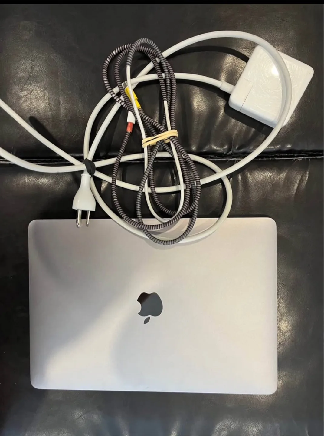 MacBook Pro 2016 16GB image indicator(5)