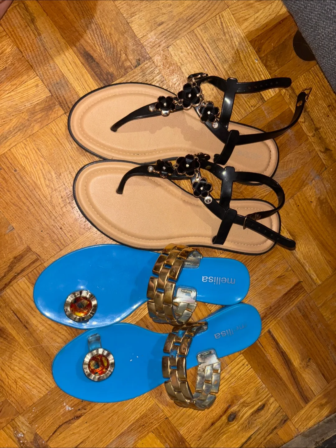 Melissa & Unbranded Sandals thumbnail
