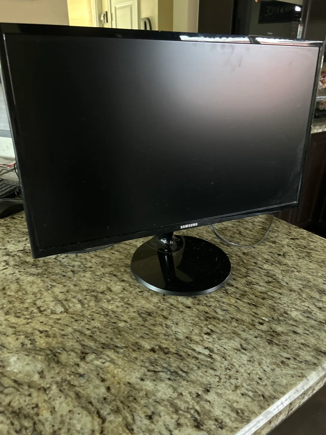 Samsung Monitor - Great Condition thumbnail
