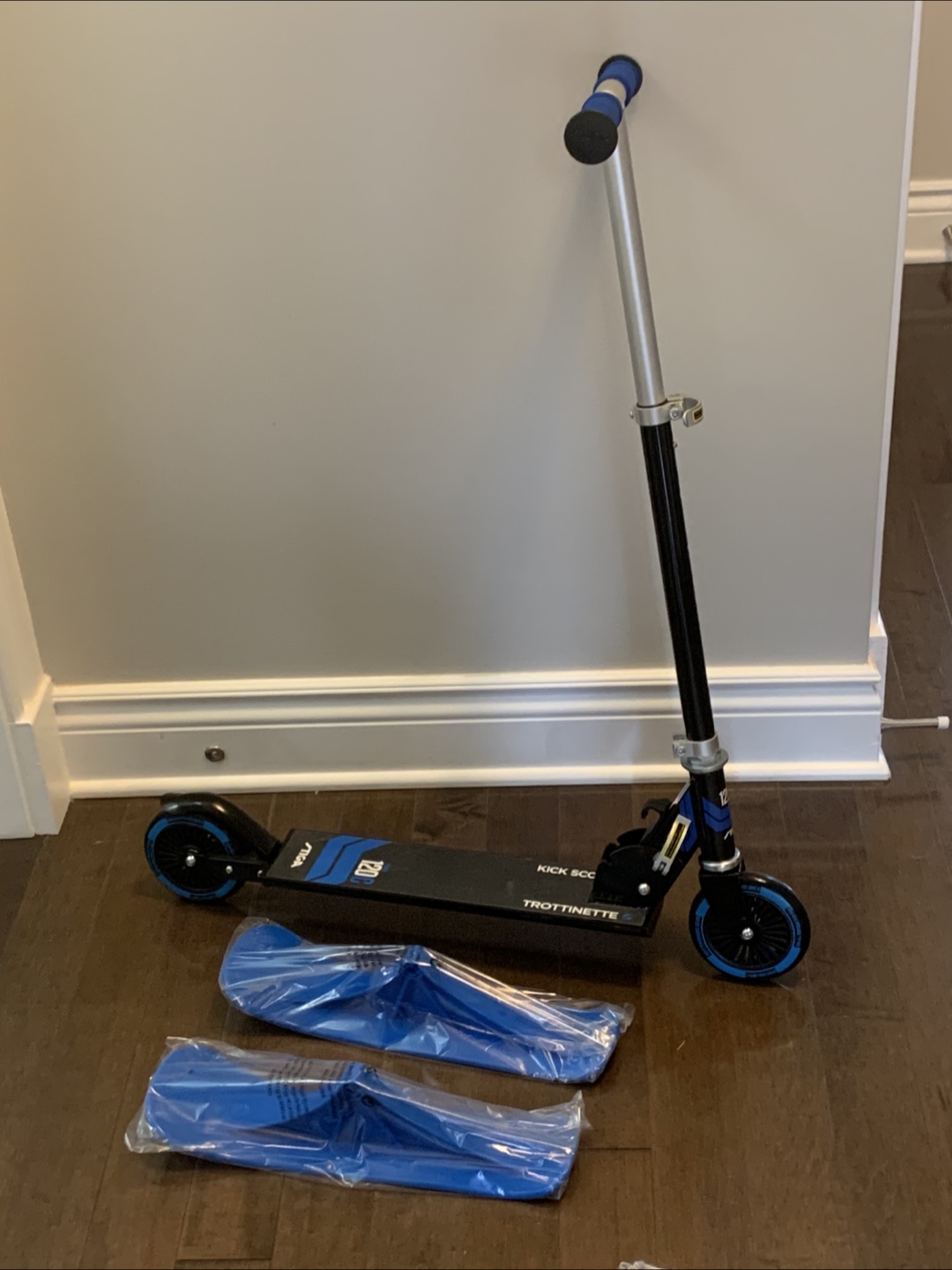 Kids Scooter with wheels and skis ❤️
