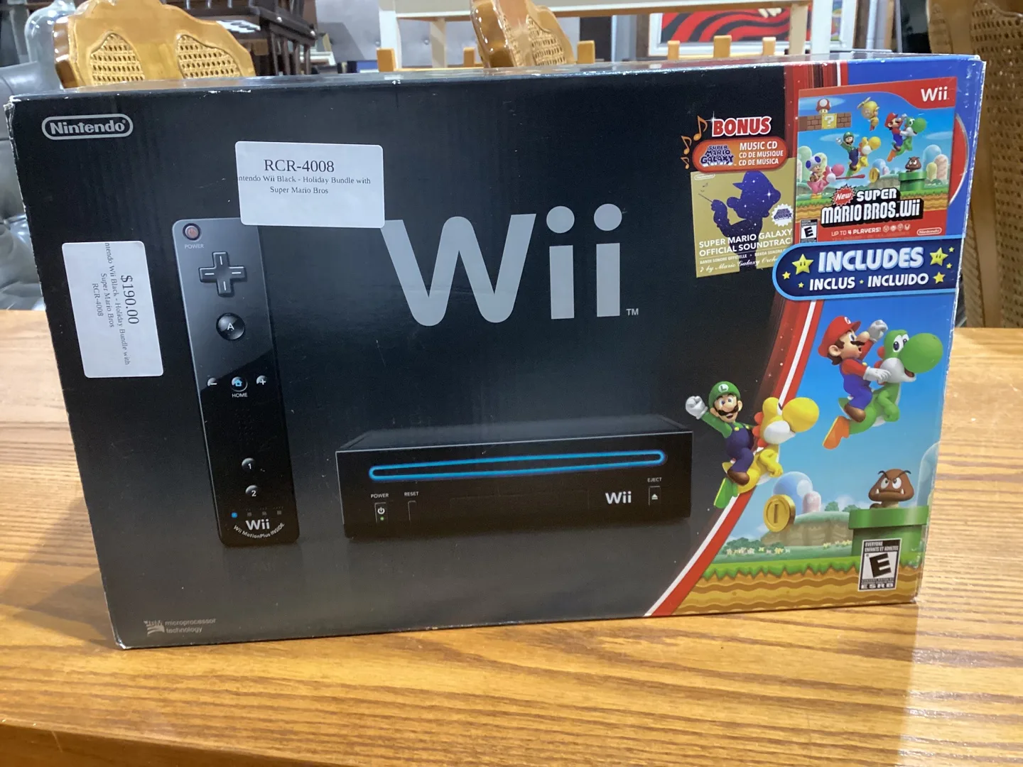Nintendo Wii Black Holiday Bundle thumbnail