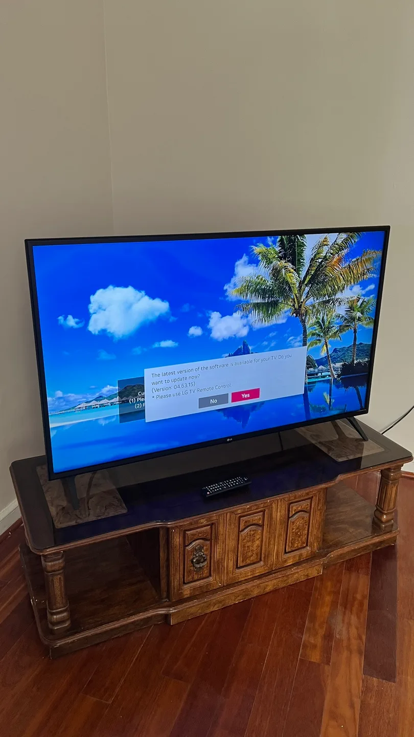 LG 55” HDTV thumbnail