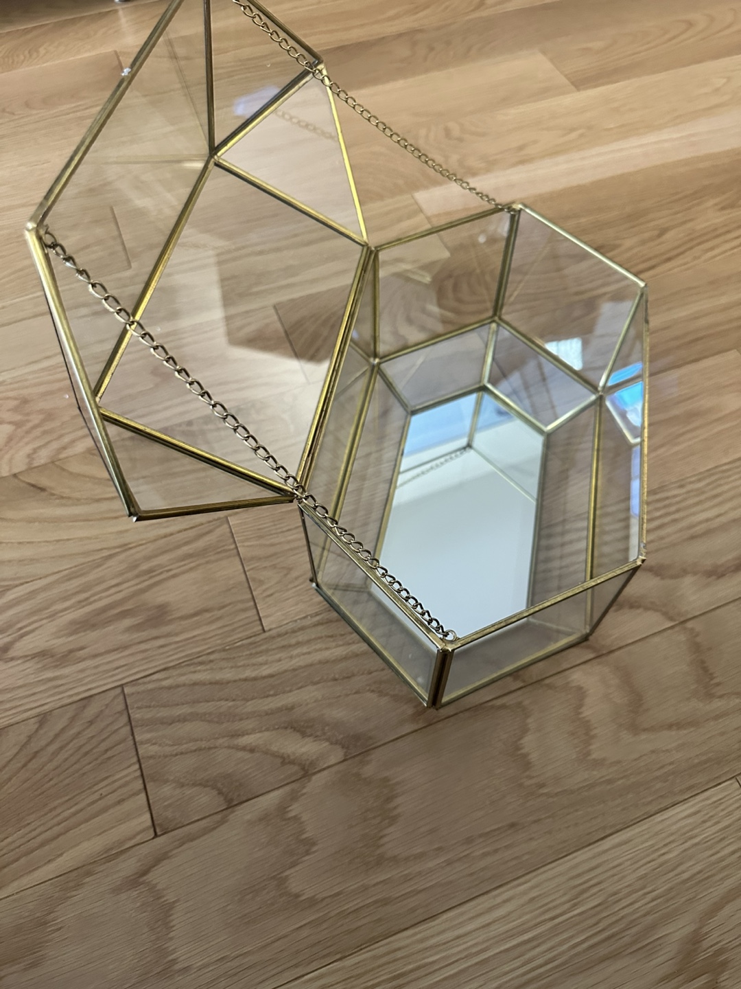 Gold Terrarium Wishing Well - photo 3