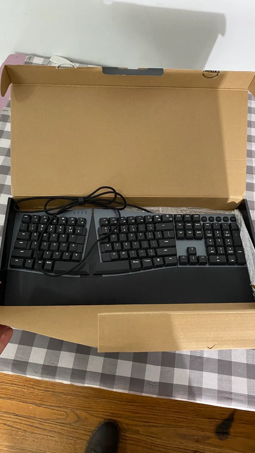 PERIBOARD-535 Wired Ergo-Mechanical Keyboard thumbnail