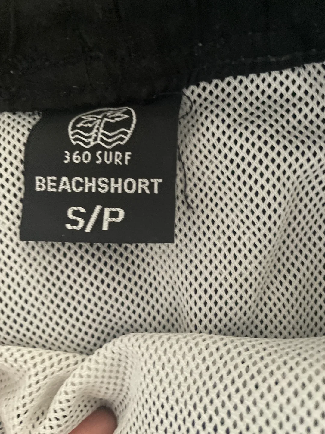 Black swimming shorts image indicator(2)