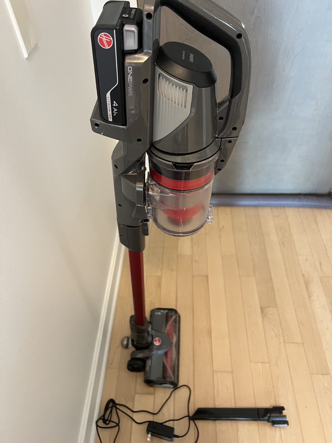 Hoover ONEPWR Emerge Cordless Stick Vacuum - Like New!