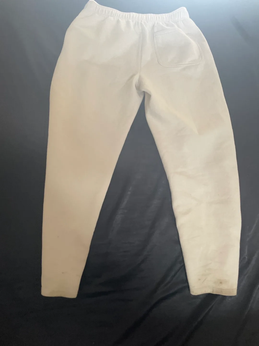 Beige sweatpants image indicator(3)