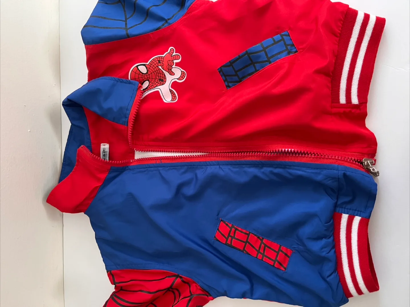Spiderman type Jacket - Size 6 image indicator(8)